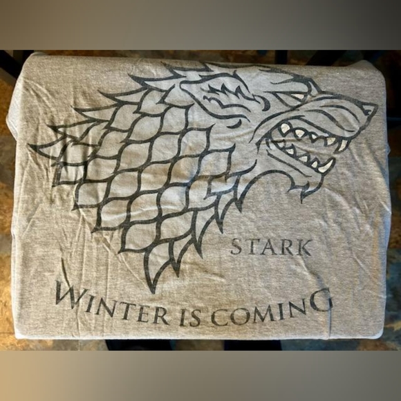 Game of Thrones T-Shirt House Stark Winter Is Coming - Picture 5 of 5